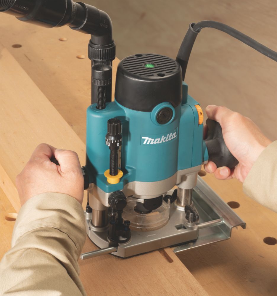 Screwfix makita router new arrivals