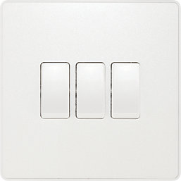 British General Evolve 20 A  16AX 3-Gang 2-Way Light Switch  Pearlescent White with White Inserts