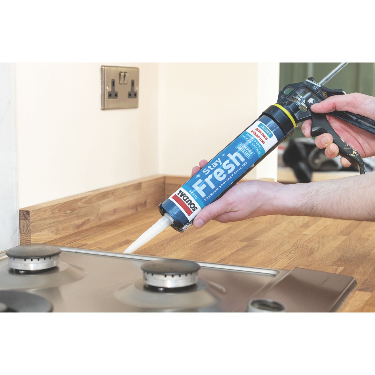 Soudal Stay Fresh Acetoxy Anti-Mould Sanitary Silicone Sealant Clear 290ml (335AE)