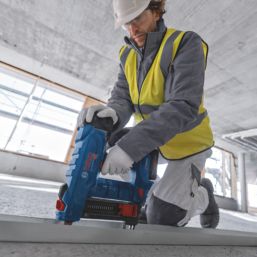 Bosch GNB 18V-38 Professional  38mm 18V 2 x 4.0Ah Li-Ion AMPShare Brushless Concrete/Steel Cordless Nail Gun