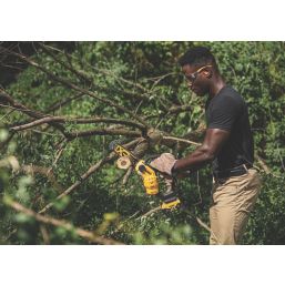 DEWALT  DCMPS520N-XJ 18V Li-Ion XR Brushless Cordless 20cm Pruning Chainsaw - Bare