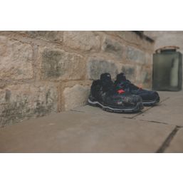 Hard Yakka Icon Size 9  Black    Safety Trainers