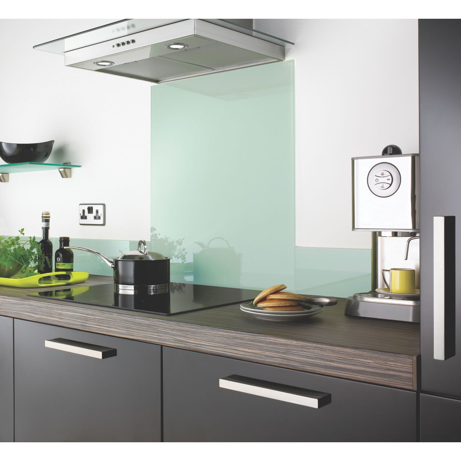 Splashback Whisper Self-Adhesive Splashback 600mm x 750mm x 6mm (359JJ)