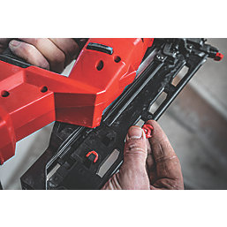 Milwaukee M18FN16GA-0X 1.6mm 18V Li-Ion RedLithium Brushless Second Fix Cordless Nail Gun - Bare