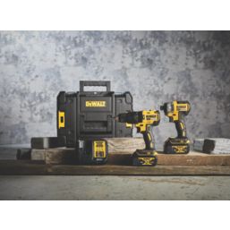 Dewalt nail gun discount twin pack screwfix