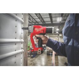 Milwaukee M18ONEFPRT-202X 18V 2 x 2.0Ah Li-Ion RedLithium Brushless Cordless Rivet Gun