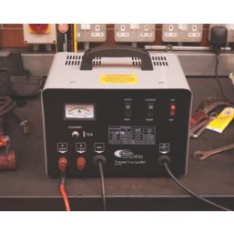 Ring RCBT30 30A Charger and Jump 12 / 24V
