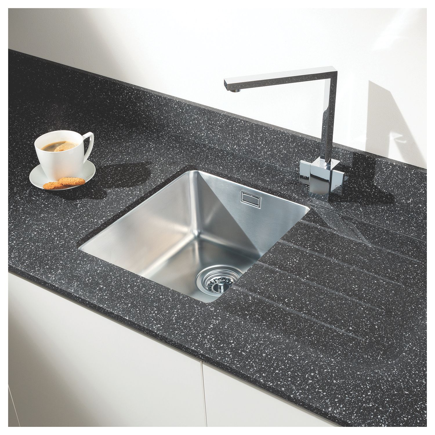 Metis Black Kitchen Worktop with 1 Bowl Stainless Steel Sink 3050mm x 620mm x 15mm (376PH)