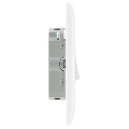 British General 800 Series 10A 1-Gang 3-Pole Fan Isolator Switch White