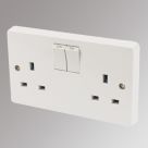 Crabtree Capital 13A 2-Gang DP Switched Plug Socket White