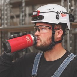 Milwaukee Packout Bottle with Chug Lid 710ml Red