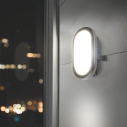 Luceco Eco Mini Outdoor Oval LED Bulkhead Black 5.5W 450lm