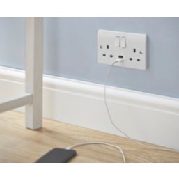 MK Logic Plus 13A 2-Gang DP Switched Socket + 2.1A  2-Outlet Type A USB Charger White