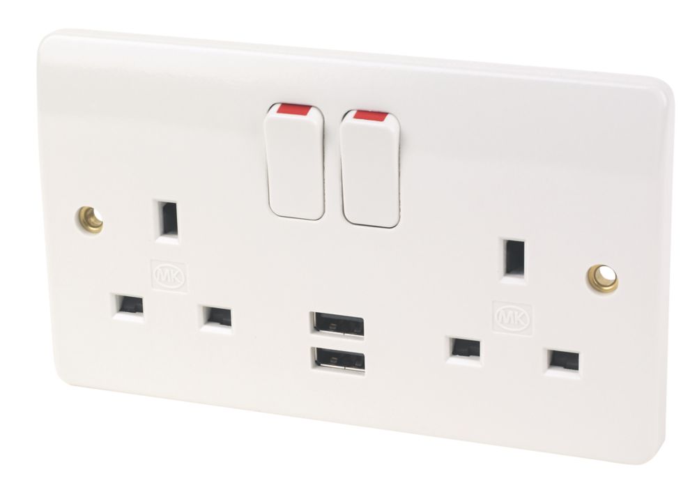 Mk 13a 2-gang Double Pole Switched Socket & 2.1a Usb Charger White 