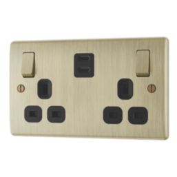 British General Nexus Metal 13A 2-Gang SP Switched Socket + 3.25A 45W 2-Outlet Type C USB Charger Antique Brass with Black Inserts