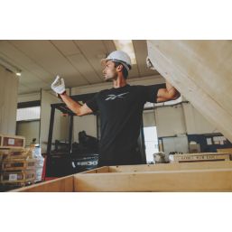 Reebok Vector Short Sleeve T-Shirt Black Medium 38-40" Chest