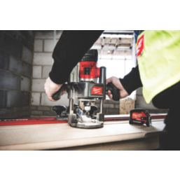 Milwaukee cordless discount router plunge base