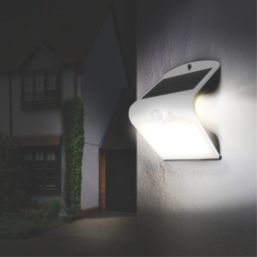 Luceco LEXS30W30-01 Outdoor LED Solar-Powered Wall Light With PIR Sensor White 220lm