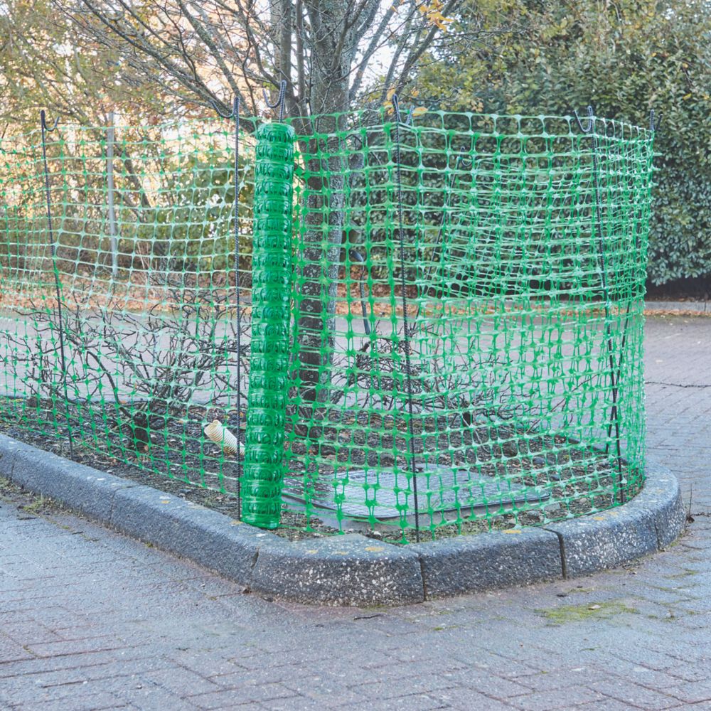 Green wire shop fencing