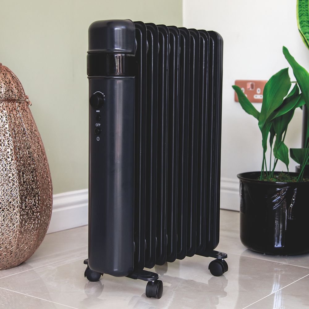 TCP Freestanding Smart Wi-Fi Oil-Filled Radiator Black 2000W - Screwfix