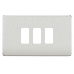 Knightsbridge  3-Module Grid Faceplate Brushed Chrome
