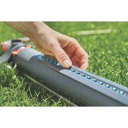 Gardena AquaZoom Oscillating Sprinkler 250m²