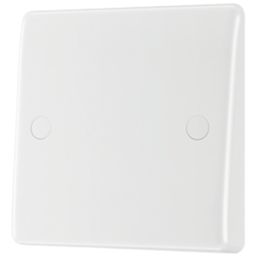 British General  25A Unswitched Flex Outlet  White