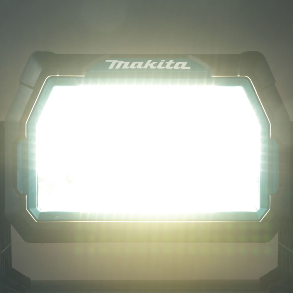 Screwfix best sale makita light