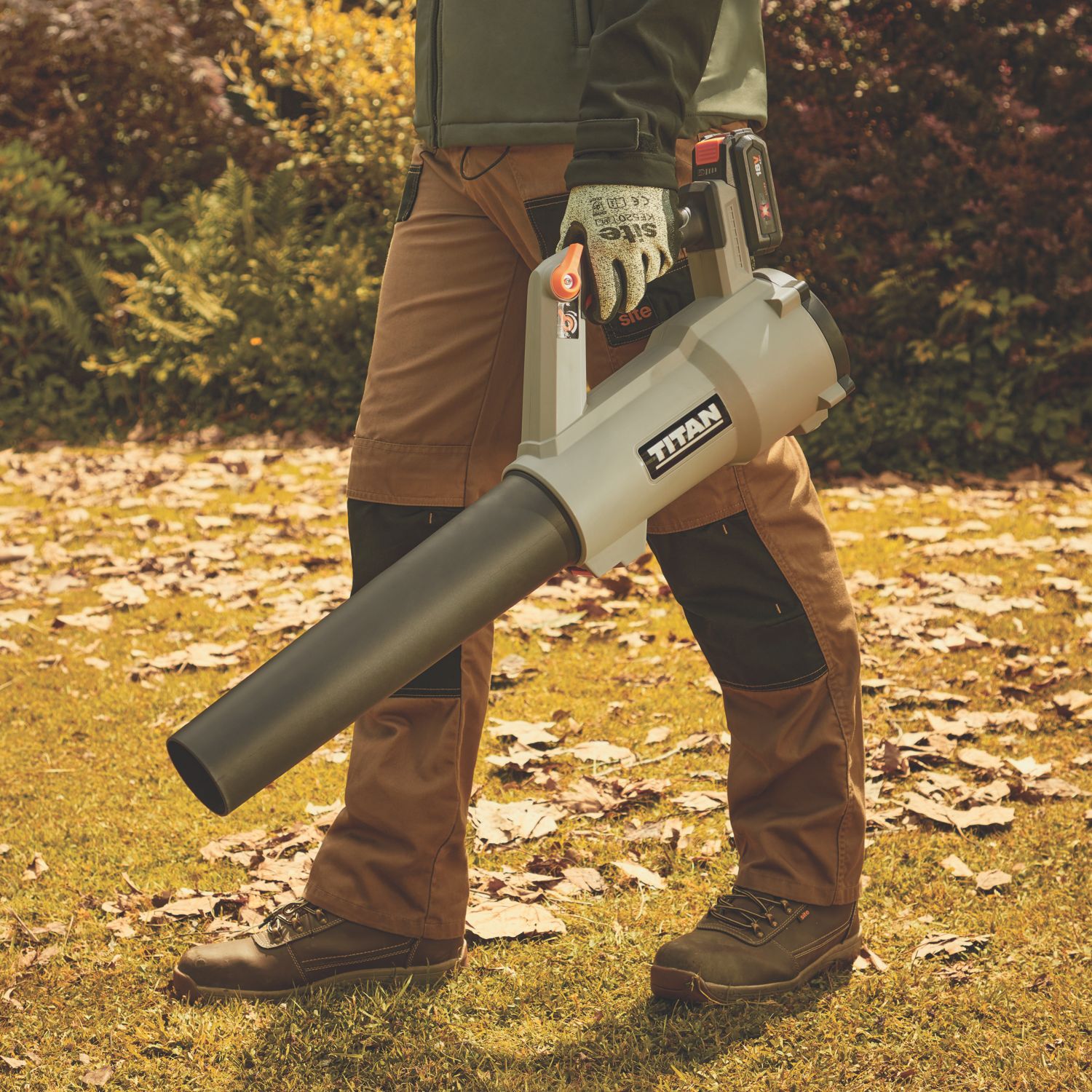 Titan TTI931BVC 18V Li-Ion TXP Cordless Garden Blower - Bare (426YC)