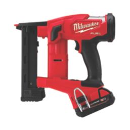 Milwaukee M18FNCS18GS-202X 6.35mm 18V 2 x 2.0Ah Li-Ion RedLithium Brushless Second Fix Cordless Nail Gun