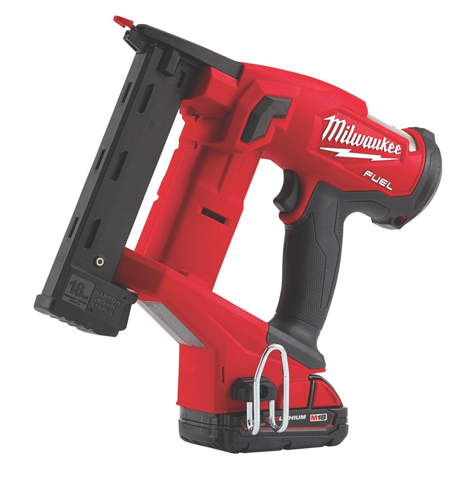 Milwaukee M18FNCS18GS-202X 6.35mm 18V 2 x 2.0Ah Li-Ion RedLithium Brushless Second Fix Cordless Nail Gun