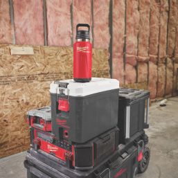 Milwaukee Packout Bottle with Chug Lid 1065ml Red