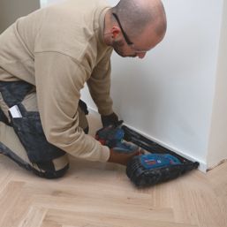 Bosch GNH 18V-64 MD Professional  64mm 18V Li-Ion AMPShare Brushless Second Fix Cordless Nail Gun - Bare