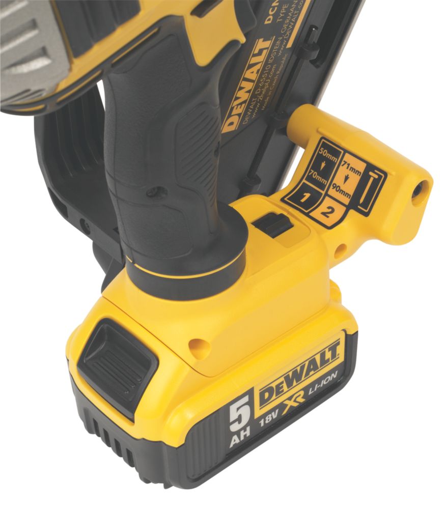 Screwfix dewalt nail gun best sale twin pack