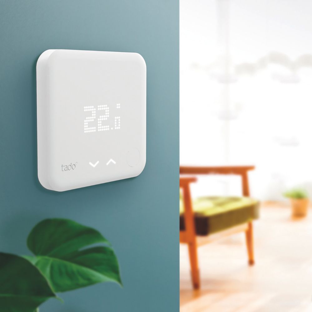 Tado V3+ Smart Wired Heating Thermostat Starter Kit - Screwfix