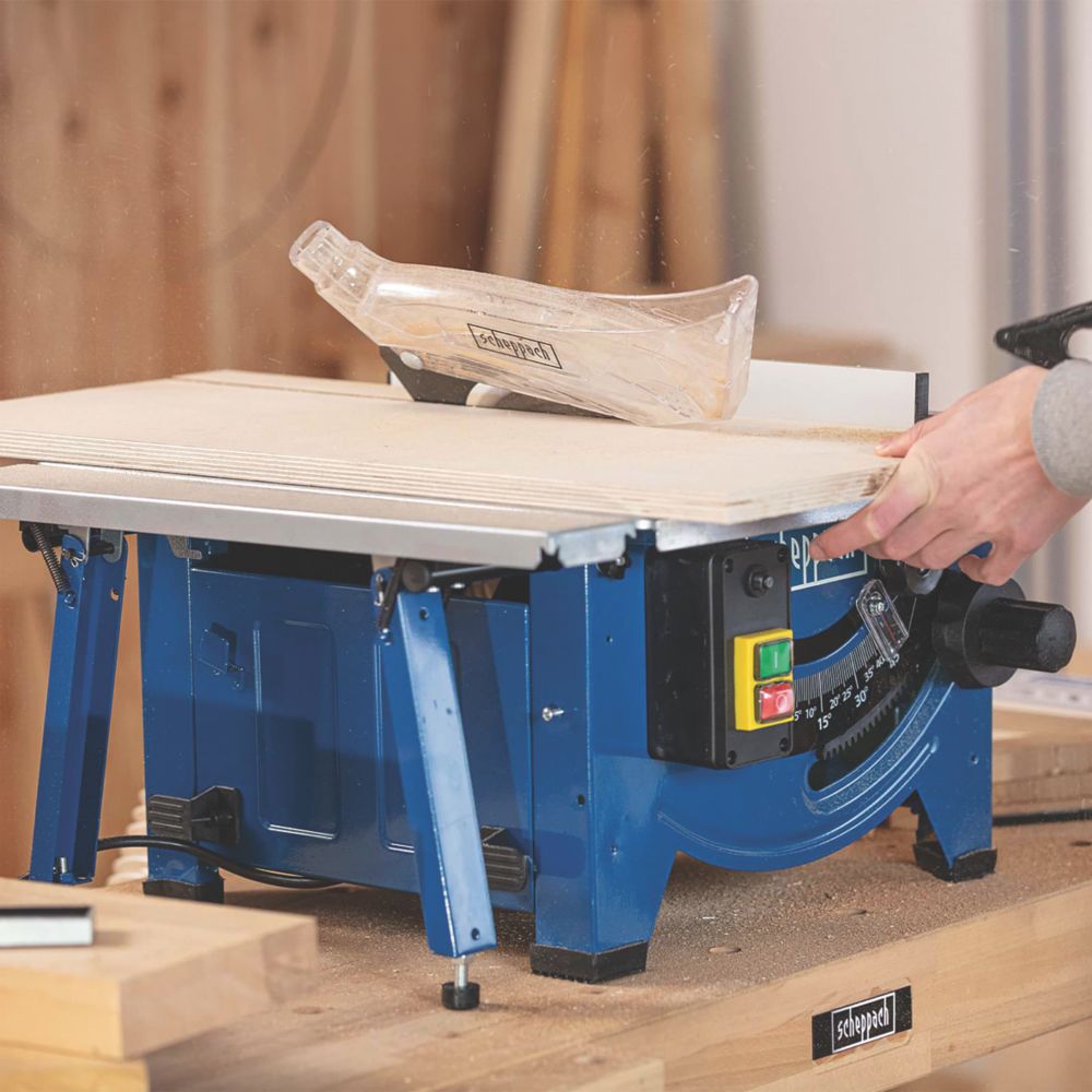 Screwfix table outlet saw