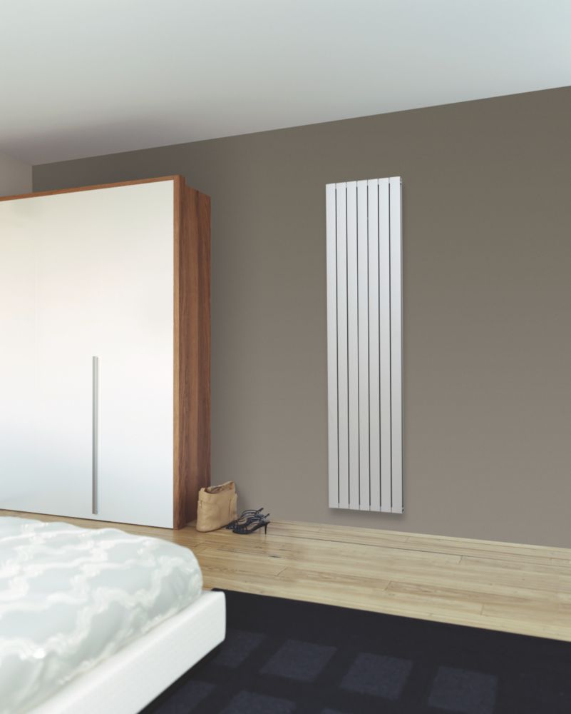 Blaze Radiator 2000mm x 485mm Matt Chrome 4638BTU - Screwfix