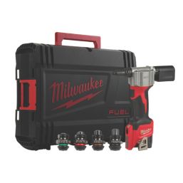 Milwaukee pop deals rivet tool