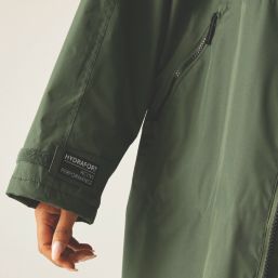 Regatta Adult Waterproof Changing Robe Dark Khaki Large / X Large Size 67.7" Chest