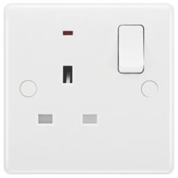 British General 800 Series 13A 1-Gang SP Switched Power Socket White with LED