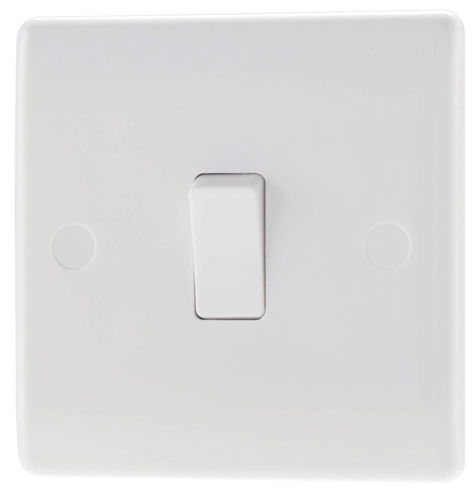 British General 800 Series 10AX 1-Gang 2-Way Light Switch  White
