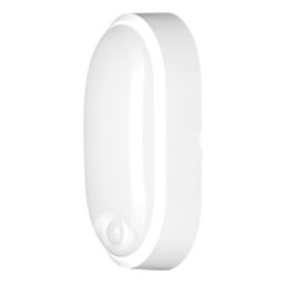 4lite Pylus Outdoor Oval LED Bulkhead Wall Light With PIR Sensor White 12.5W 1100lm
