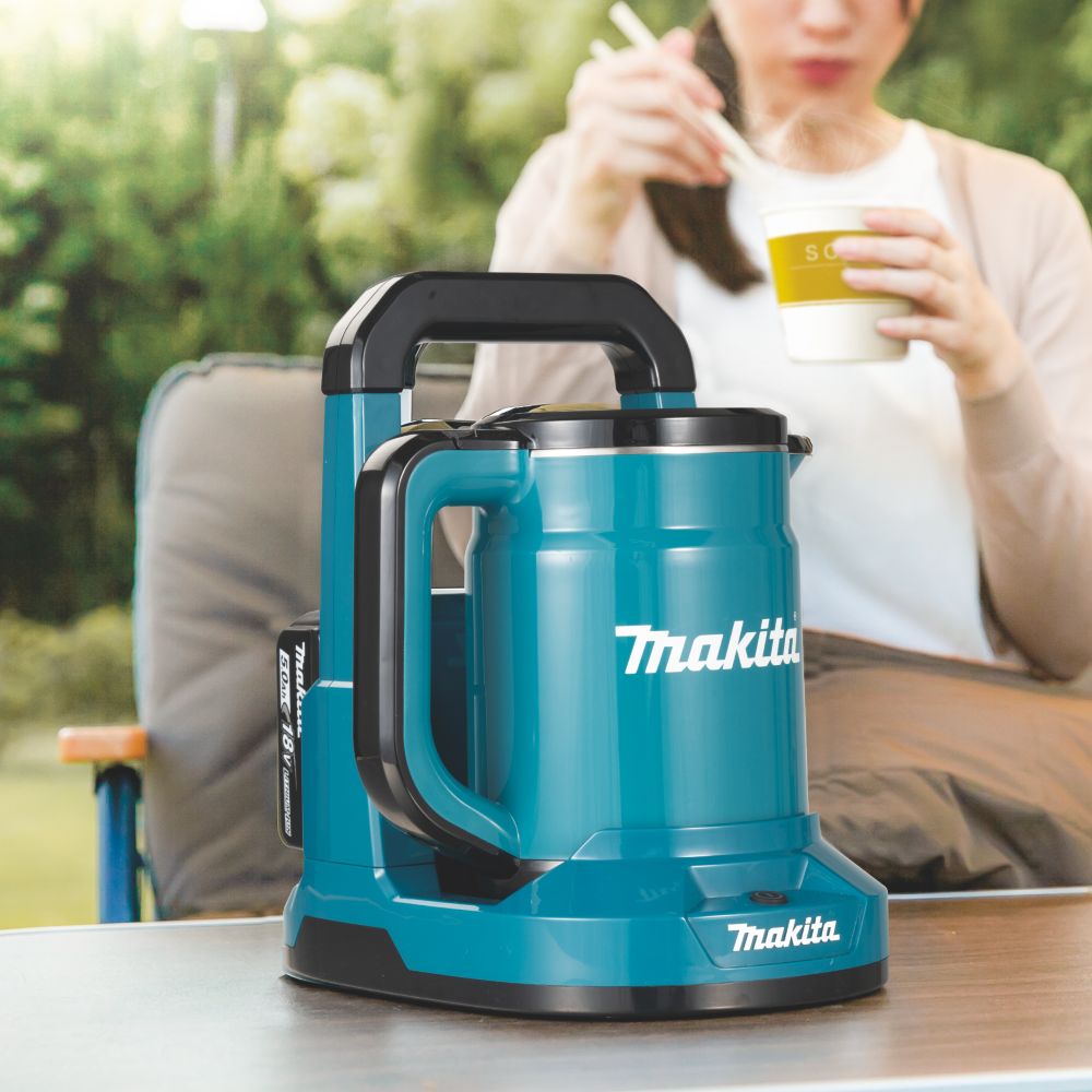 Makita DKT360Z Twin 18V Li-Ion LXT Cordless Kettle - Bare - Screwfix