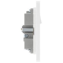 British General Evolve 13A 1-Gang SP Switched Socket + 3A 18W 2-Outlet Type A & C USB Charger Pearlescent White with White Inserts