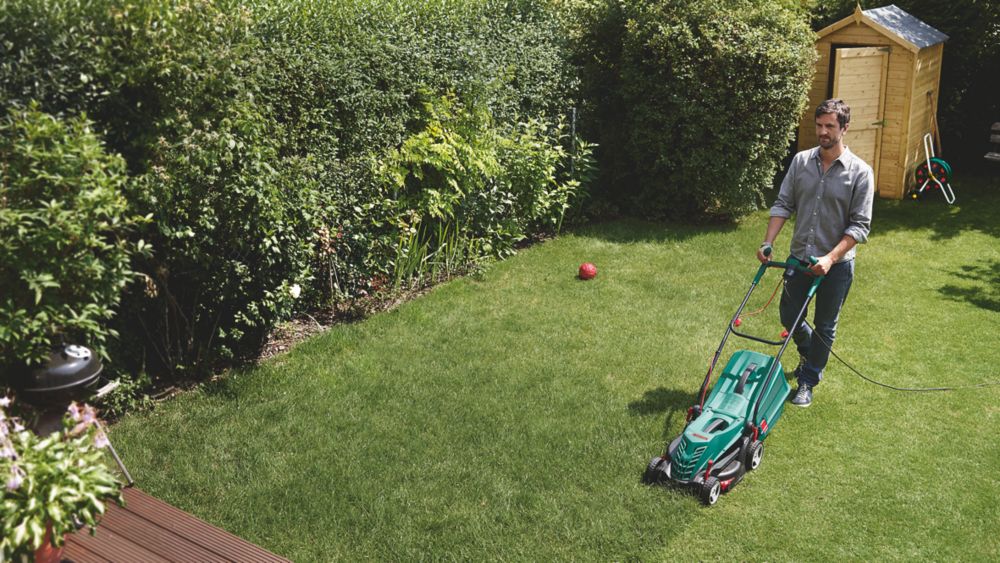 Screwfix bosch online lawnmower