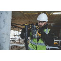 DeWalt DCH274P2-GB 3.3kg 18V 2 x 5.0Ah Li-Ion XR Brushless Cordless SDS-Plus Hammer Drill