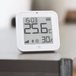 Shelly BLU White Humidity & Temperature Display