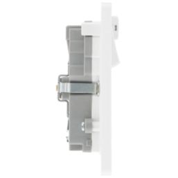 British General Evolve 13A 2-Gang SP Switched Socket with WiFi Extender + 2.1A 10.5W 1-Outlet Type A USB Charger Pearlescent White with White Inserts