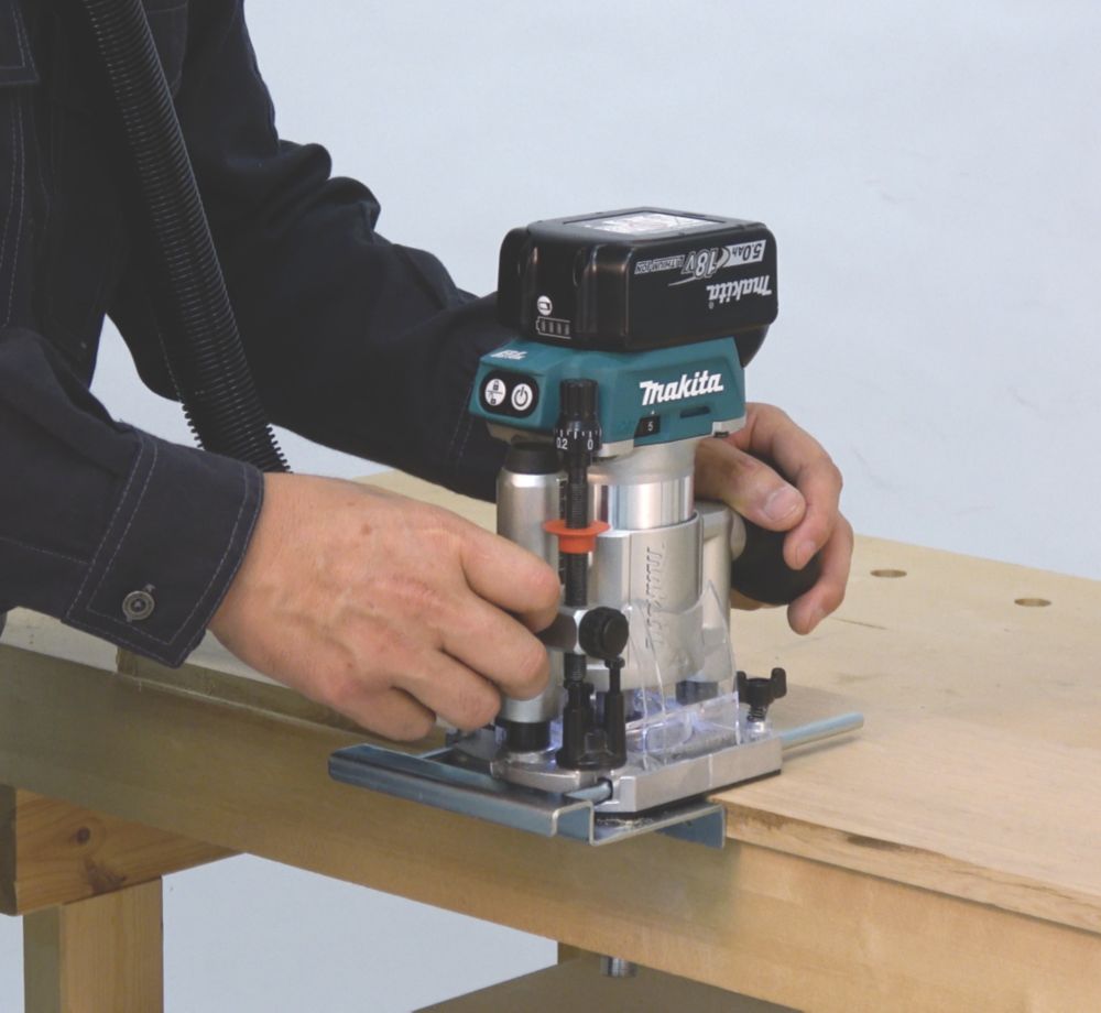 Router best sale trimmer makita