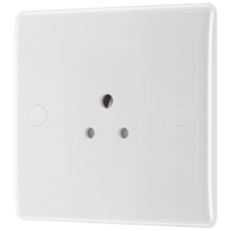 British General 800 Series 2A 1-Gang Unswitched Round Pin Socket White
